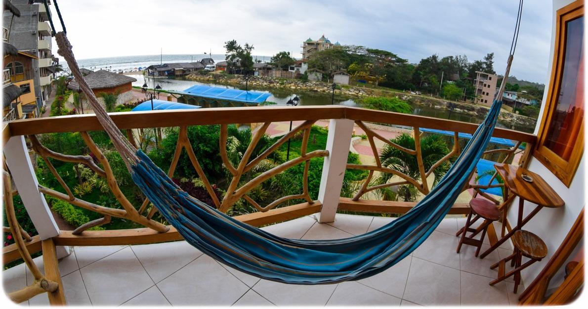 Hostal Pakaloro Montanita Ngoại thất bức ảnh